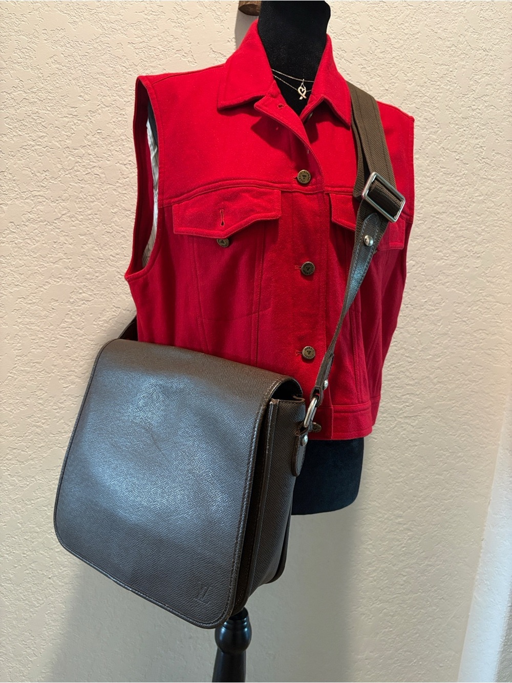 Louis Vuitton Andrei Brown Taiga Crossbody Bag